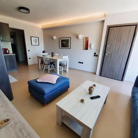 George's Katouna